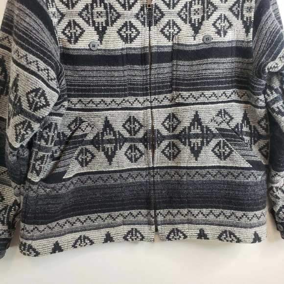 Vintage Woolrich Aztec Wool Coat Blanket Barn Coat - Picture 7 of 12